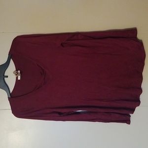 Womens Viamor long sleeved Maroon tunic size medium